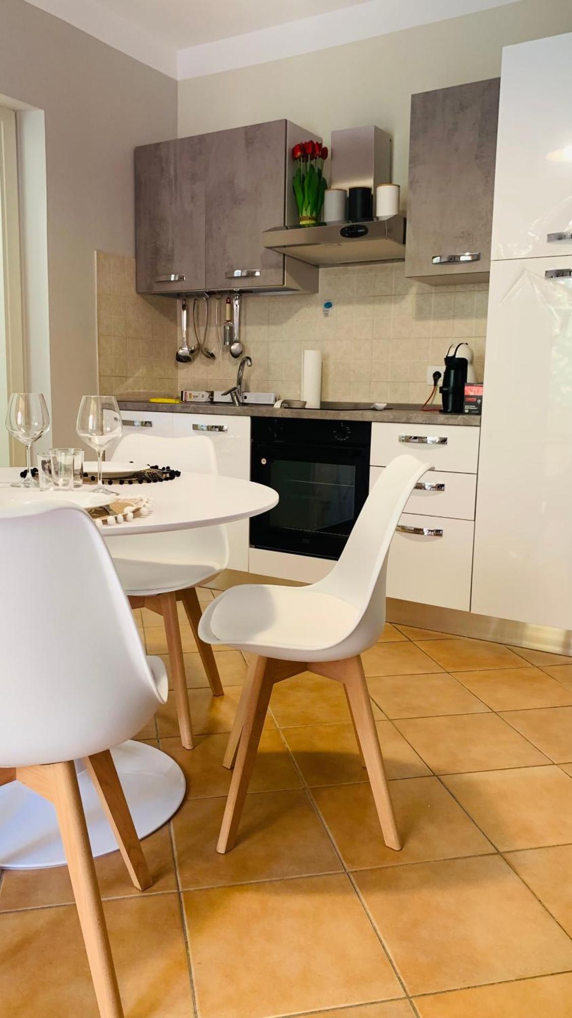 Nest House - Esclusivo Appartamento Marina Di Olbia- Mater Olbia - Beaches - Close To The Airport - Private Parking- Full Comforts - Buitenkant foto