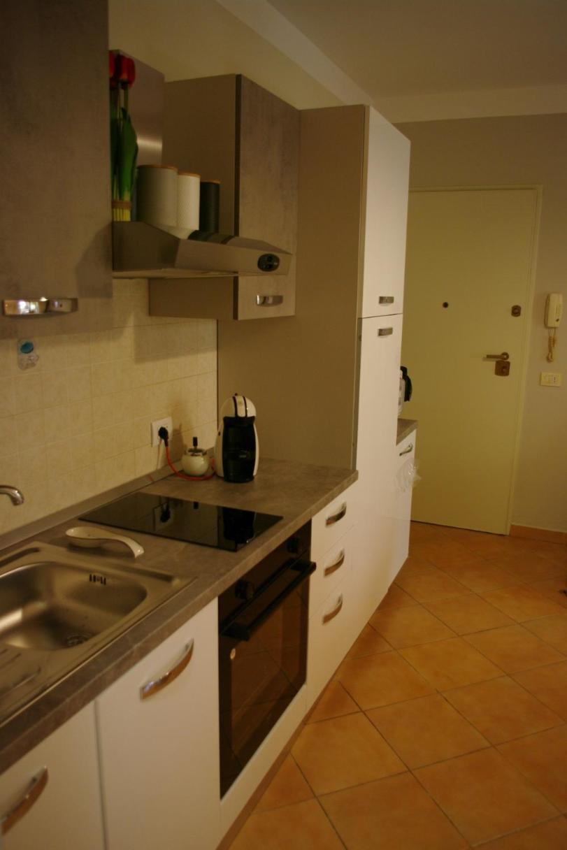 Nest House - Esclusivo Appartamento Marina Di Olbia- Mater Olbia - Beaches - Close To The Airport - Private Parking- Full Comforts - Buitenkant foto