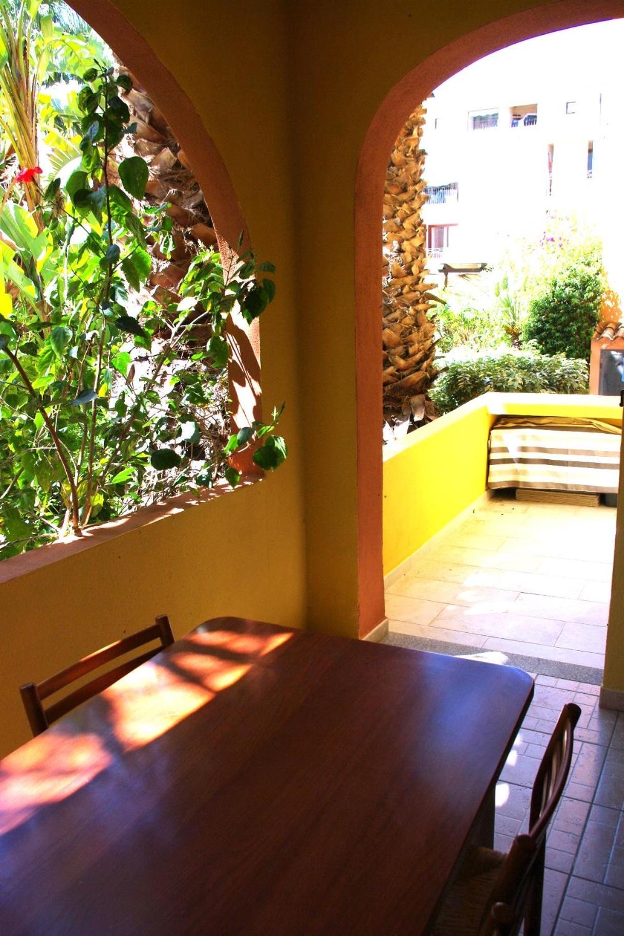 Nest House - Esclusivo Appartamento Marina Di Olbia- Mater Olbia - Beaches - Close To The Airport - Private Parking- Full Comforts - Buitenkant foto