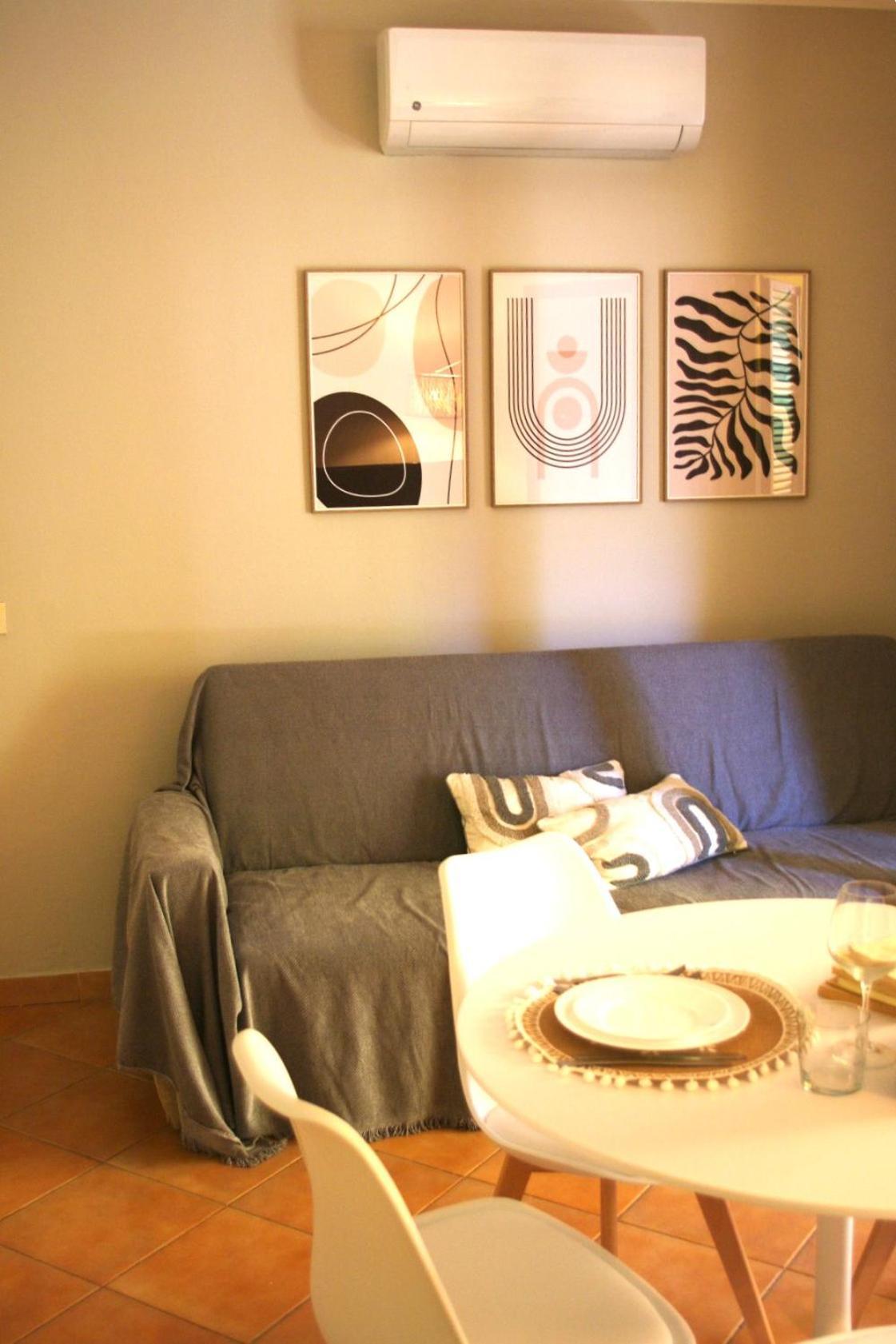 Nest House - Esclusivo Appartamento Marina Di Olbia- Mater Olbia - Beaches - Close To The Airport - Private Parking- Full Comforts - Buitenkant foto