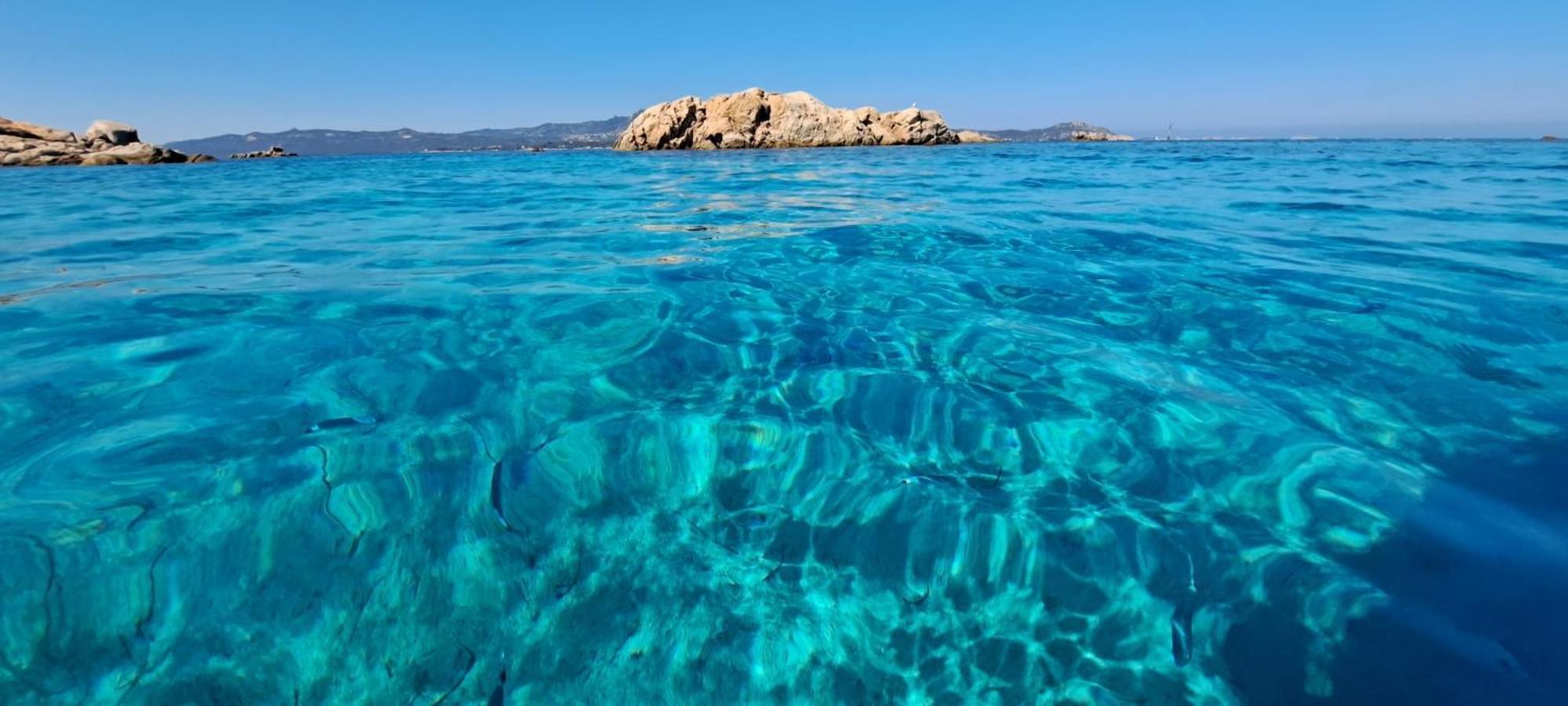 Nest House - Esclusivo Appartamento Marina Di Olbia- Mater Olbia - Beaches - Close To The Airport - Private Parking- Full Comforts - Buitenkant foto